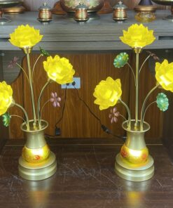 Đèn Thờ 3 Bông Hoa Sen Lưu Ly Bình Ngọc