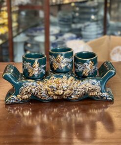 Kỷ Ngai 3 Men Xanh Vẽ Vàng