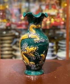 Lọ Hoa Lượn Rồng Đắp Nổi Men Xanh Lục Bảo
