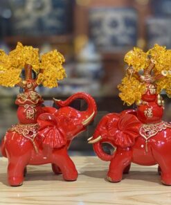 Tượng Voi Phong Thủy Màu Đỏ Kim Tiền